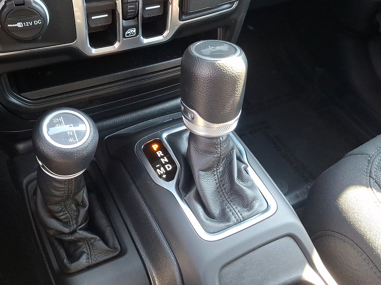 Used 2023 Jeep Wrangler Unlimited Sport AWD/4WD image 14