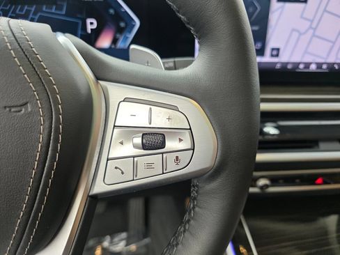Certified 2024 BMW X7 xDrive40i AWD/4WD image 19