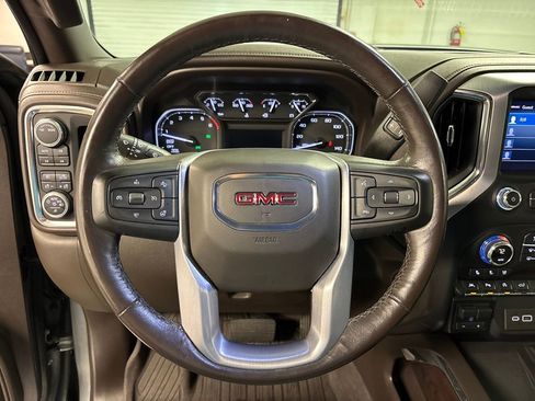 Used 2020 GMC Sierra 1500 SLT w/ SLT Premium Plus Package image 32