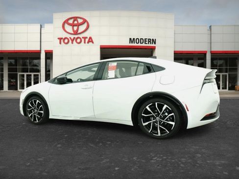 New 2026 Toyota Prius XSE Premium image 16