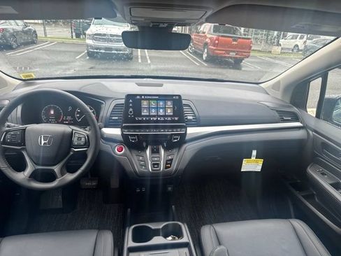 Used 2026 Honda Odyssey EX-L image 16
