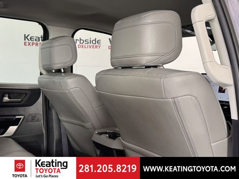 Used 2024 Toyota Tundra Limited image 18