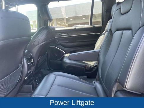 Certified 2024 Jeep Grand Cherokee L Limited w/ Luxury Tech Group II AWD/4WD image 21