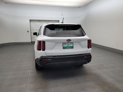 Used 2021 Kia Sorento LX FWD image 6