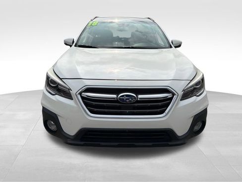 Used 2018 Subaru Outback 2.5i Touring w/ Popular Package #3 AWD/4WD image 2