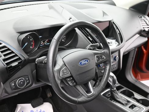 Used 2019 Ford Escape Titanium FWD image 15