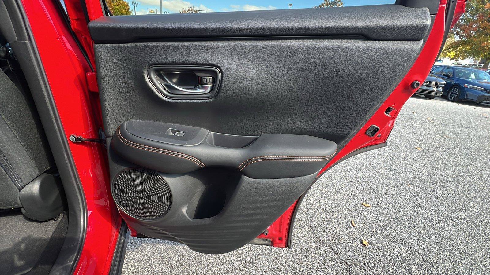 Certified 2025 Honda HR-V Sport image 14