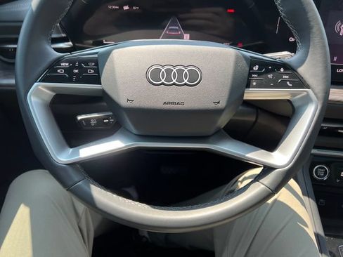 Used 2025 Audi Q5 Premium Plus AWD/4WD image 19