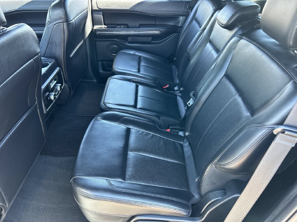 Used 2020 Ford Expedition XLT w/ Equipment Group 201A RWD image 25