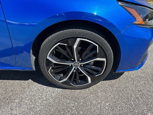 Used 2025 Nissan Altima 2.5 SR FWD image 12