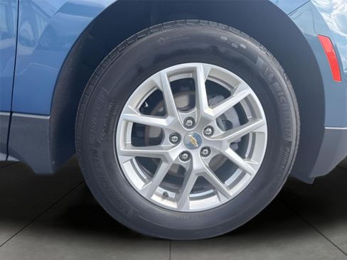 Used 2024 Chevrolet Equinox LS FWD image 10