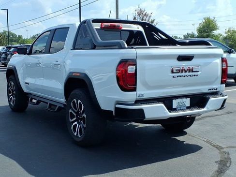 Used 2025 GMC Canyon AT4 w/ Nightfall Edition AWD/4WD image 5