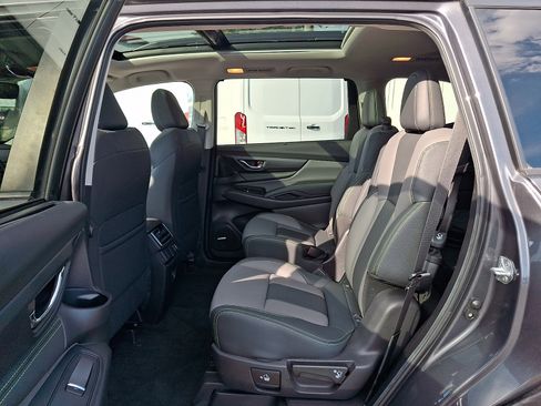 Used 2023 Subaru Ascent Onyx Edition Limited AWD/4WD image 10