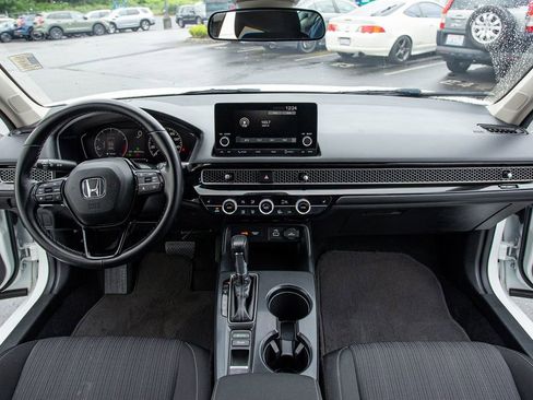 Used 2024 Honda Civic EX image 21