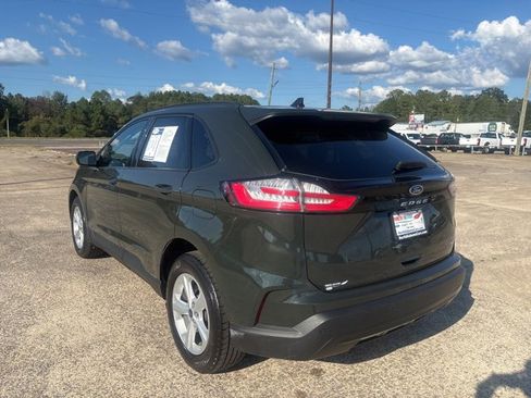 Used 2022 Ford Edge SE image 6