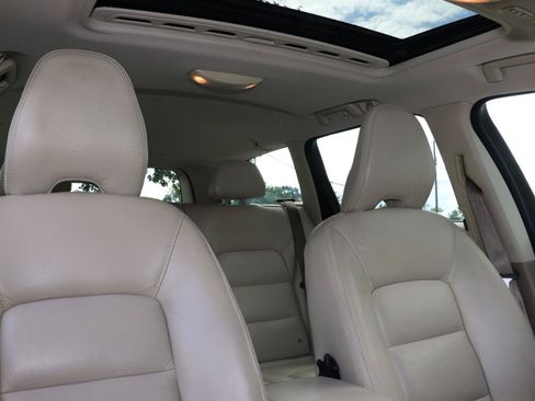 Used 2011 Volvo XC70 3.2 AWD/4WD image 30
