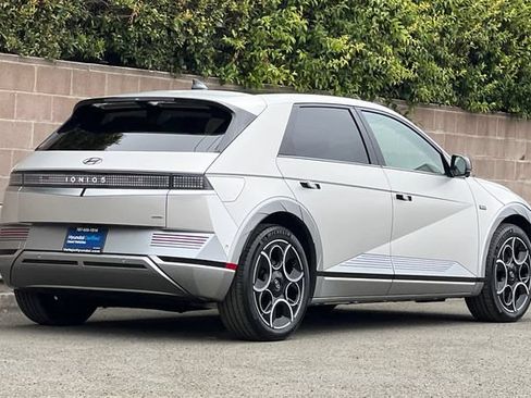 Certified 2024 Hyundai Ioniq 5 Limited AWD/4WD image 5