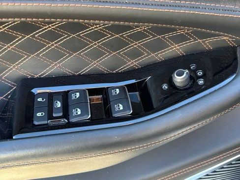 Used 2022 Jeep Grand Cherokee Summit AWD/4WD image 21