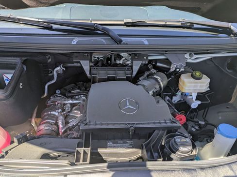 Used 2023 Mercedes-Benz Sprinter 3500 image 11