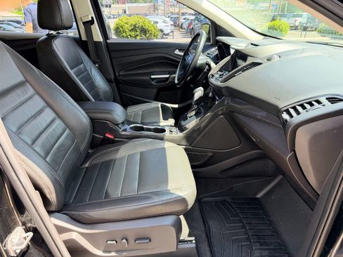 Used 2016 Ford Escape Titanium FWD image 15