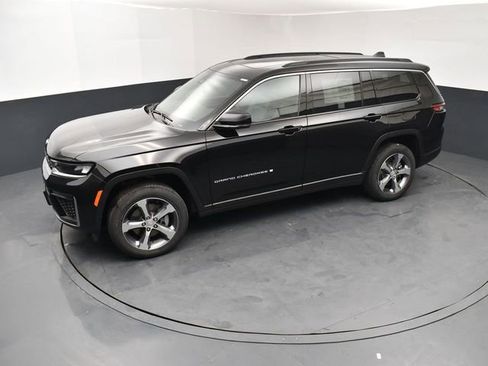 New 2026 Jeep Grand Cherokee L Limited AWD/4WD image 15