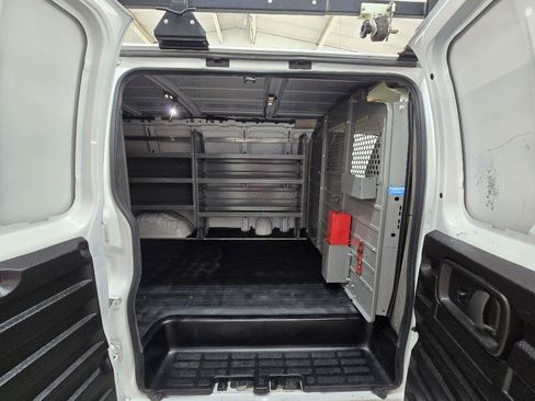 Used 2022 GMC Savana 2500 w/ Driver Convenience Package RWD image 15