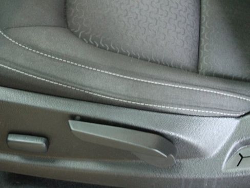 Used 2021 GMC Canyon Elevation image 11