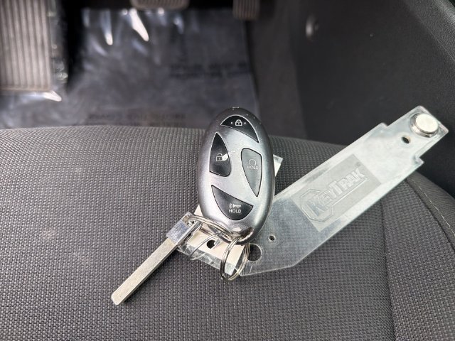 Used 2025 Hyundai Kona SEL FWD image 30