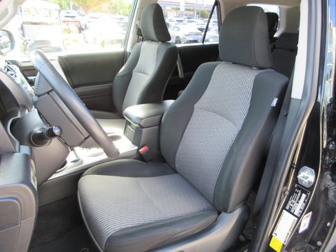 Used 2024 Toyota 4Runner SR5 AWD/4WD image 18