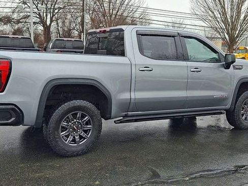 Used 2024 GMC Sierra 1500 AT4X image 8