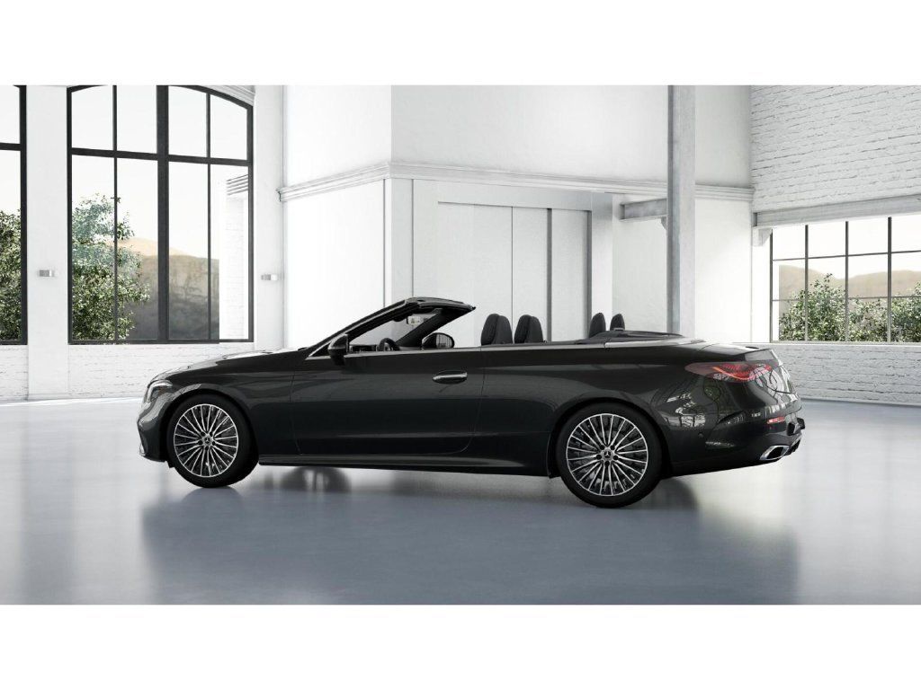 Used 2024 Mercedes-Benz CLE 300 4MATIC Cabriolet image 32