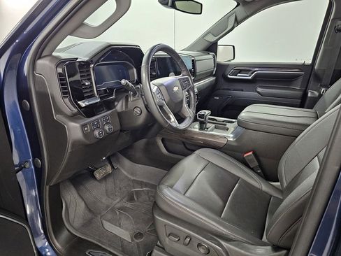 Used 2023 Chevrolet Silverado 1500 LTZ AWD/4WD image 17