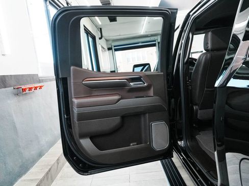 Used 2024 GMC Sierra 1500 Denali w/ Denali Reserve Package AWD/4WD image 13