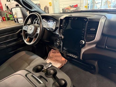 Certified 2024 RAM 2500 Big Horn w/ Safety Group AWD/4WD image 11