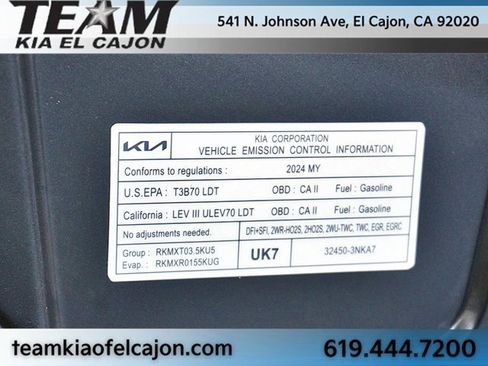 Certified 2024 Kia Carnival LX image 35