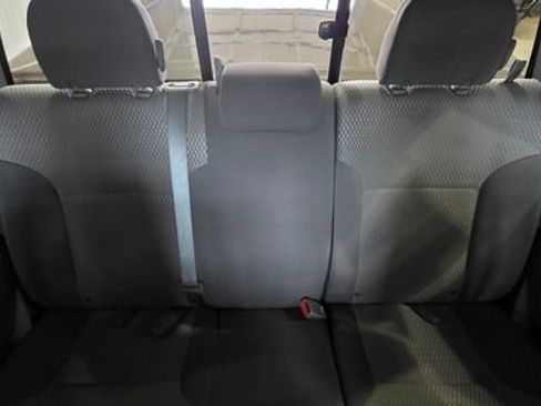 Used 2012 Toyota Tacoma 4x4 Double Cab image 25