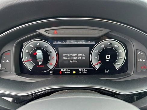 Used 2025 Audi Q7 3.0T Premium Plus AWD/4WD image 32