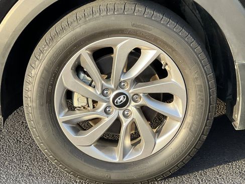 Used 2017 Hyundai Tucson SE image 36