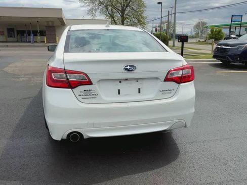 Used 2016 Subaru Legacy 2.5i Premium AWD/4WD image 7