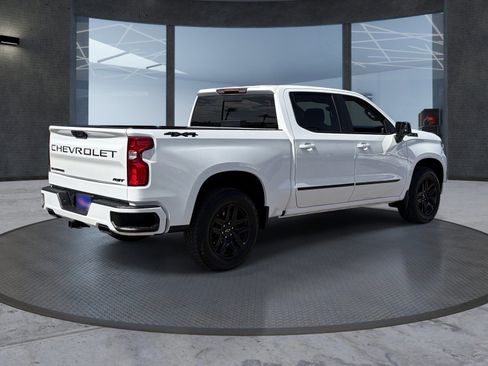 Certified 2025 Chevrolet Silverado 1500 RST w/ Dark Appearance Package AWD/4WD image 6
