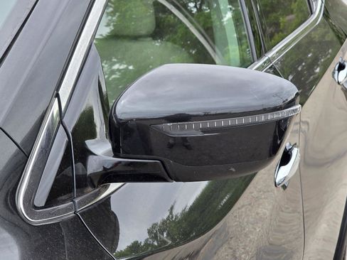 Used 2021 Nissan Murano SV FWD image 36