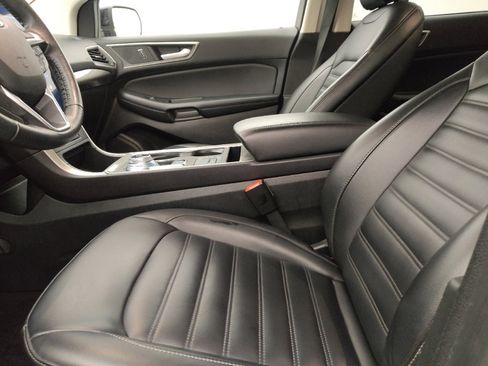 Used 2024 Ford Edge SEL image 17