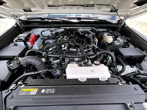 Used 2025 Toyota 4Runner SR5 image 30