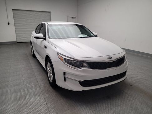 Used 2017 Kia Optima LX w/ Convenience Plus Package image 14