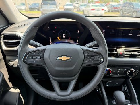 New 2026 Chevrolet TrailBlazer LT FWD image 23