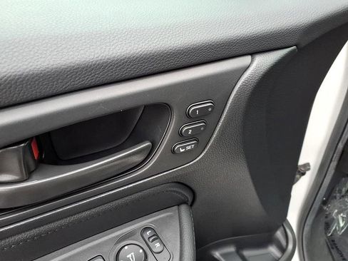 Used 2025 Honda Odyssey EX-L image 12