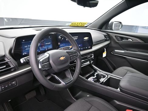 New 2026 Chevrolet Traverse LT w/ Driver Confidence Package image 15