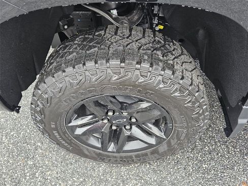 New 2026 Chevrolet Silverado 1500 Custom Trail Boss image 17