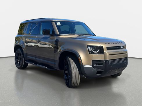 New 2026 Land Rover Defender 110 S image 3