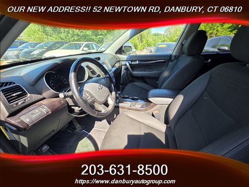 Used 2015 Kia Sorento LX AWD/4WD image 8